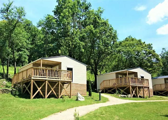 Campsite White Rock 3*